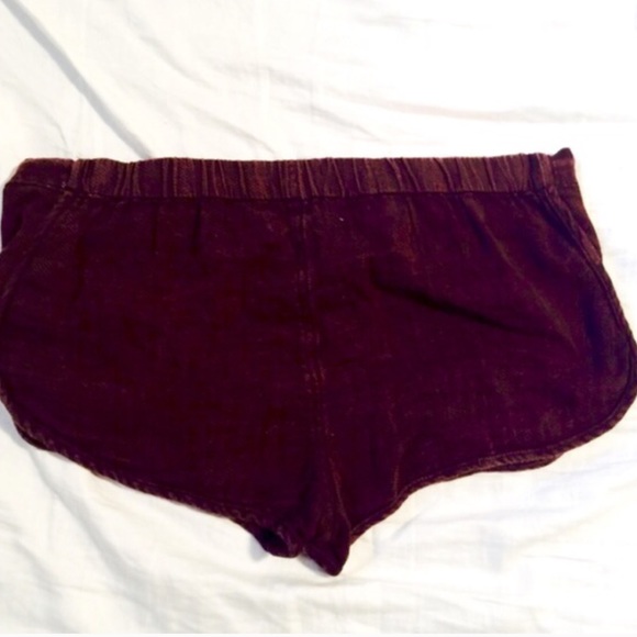 ❗️1 LEFT Urban Outfitters Maroon Dolphin Shorts - Picture 4 of 4
