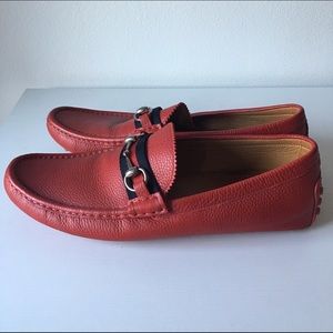 Just like NEW - Men's Gucci Leather Loafers