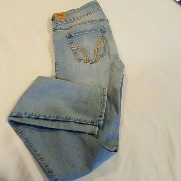 Hollister Jeans.