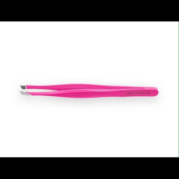Younique Precision Tweezers 📦Bundle and save📦
