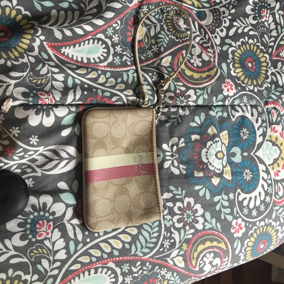 Fair condition authentic coach wristlet