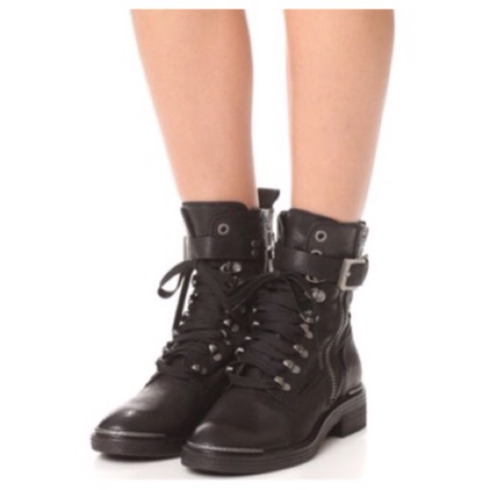 🍃💕Dolce Vita Avalon Black Leather Combat Boot - Picture 3 of 6