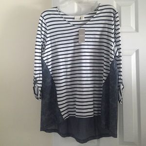 Chico's three quarter sleeve shirt