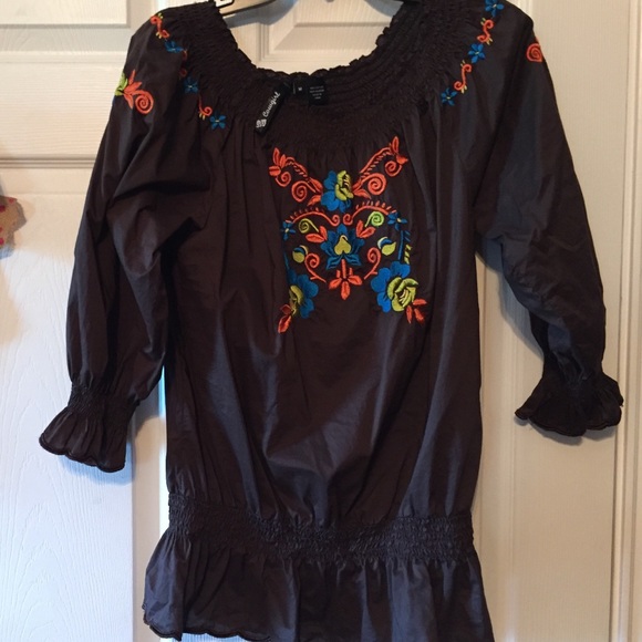 R U cowgirl brand shirt