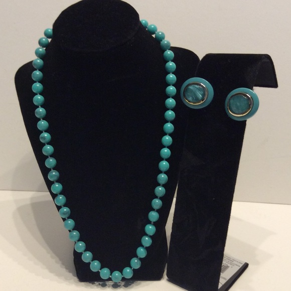 Turquoise Necklace Set