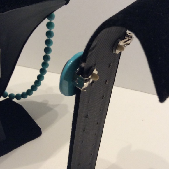 Turquoise Necklace Set - Picture 4 of 4