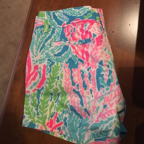 Lily Pulitzer shorts 💕