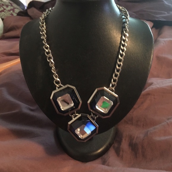 Necklace - Picture 1 of 3