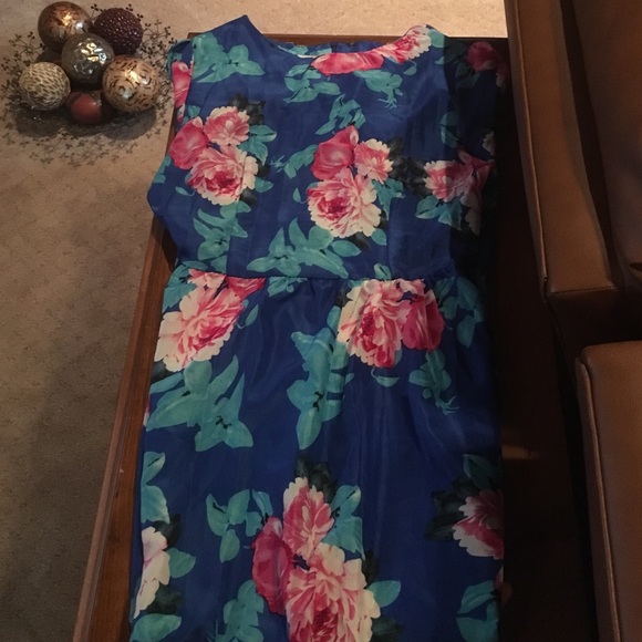 Flowered maxi dress