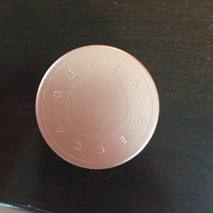 Becca Under Eye Brightening Corrector
