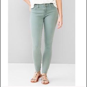 Gap green skinny jeans