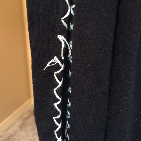 Embroidered open tunic - Picture 3 of 4