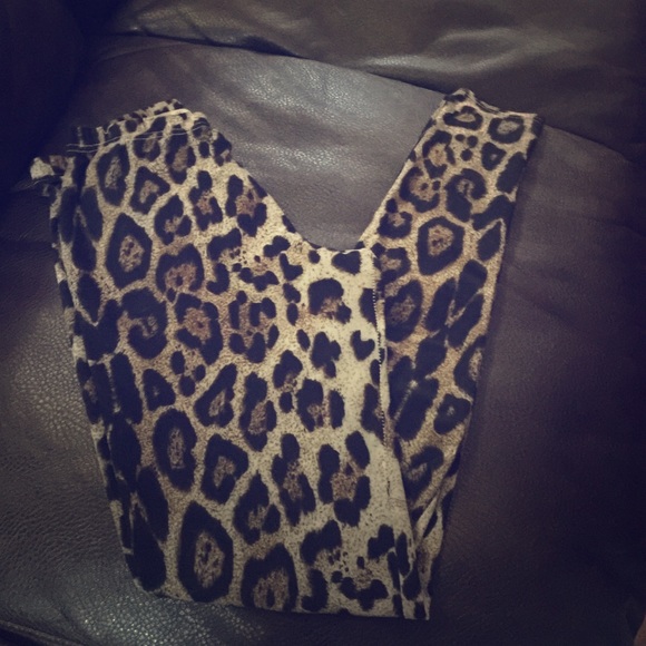 Leopard leggings 🐾