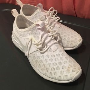 White Nike juvenates
