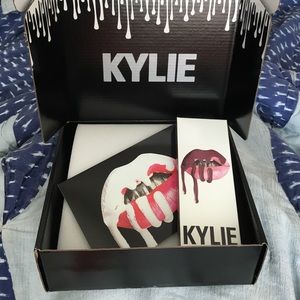 Brand new Kylie lip kit in love bite