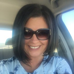 Meet your Posher, Michele