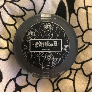 Kat Von D rock-n-roll eyeshadow duo