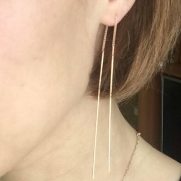 NWT pull through earrings - Picture 3 of 4