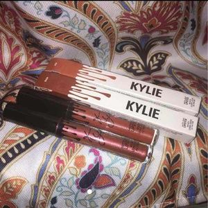 Metal matte Kylie Jenner lipsticks