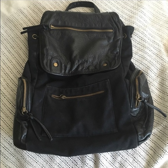 black backpack