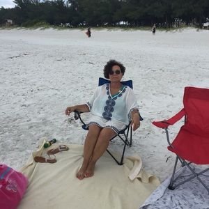 Meet your Posher, Evelyn