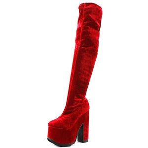 YRU Labryrinth Red Velvet Chunky Platform Boot ❤️