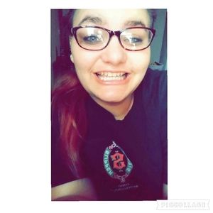 Meet your Posher, Denise