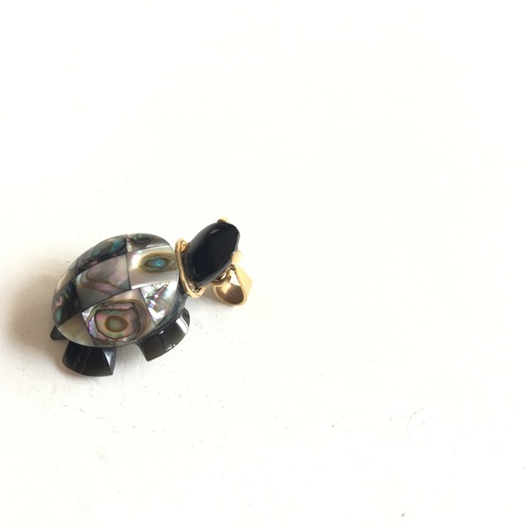 Mother of pearl and onyx turtle pendant