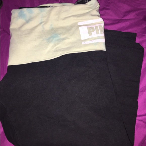 VS Pink cropped leggings