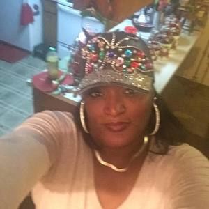 Meet your Posher, Alecia