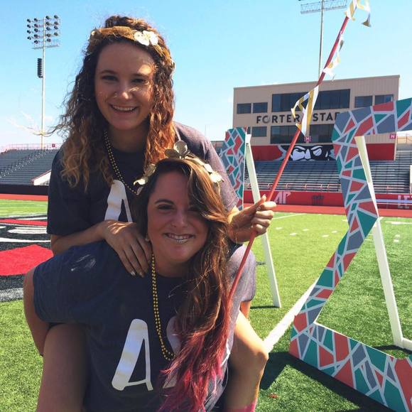 Meet your Posher, Megan