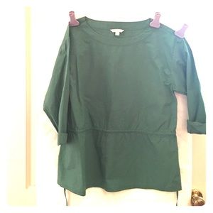 Gap 3/4 sleeve green top size xs NWOT