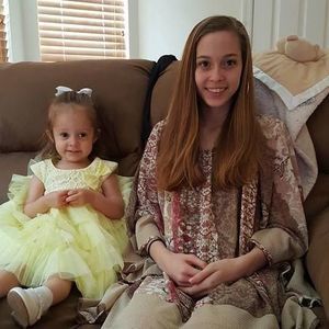 Meet your Posher, Ana