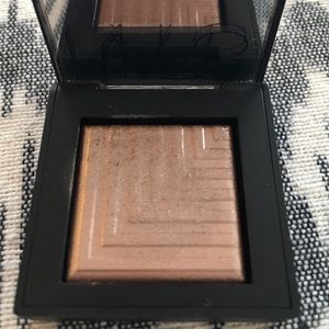 Nars eyeshadow Himalia