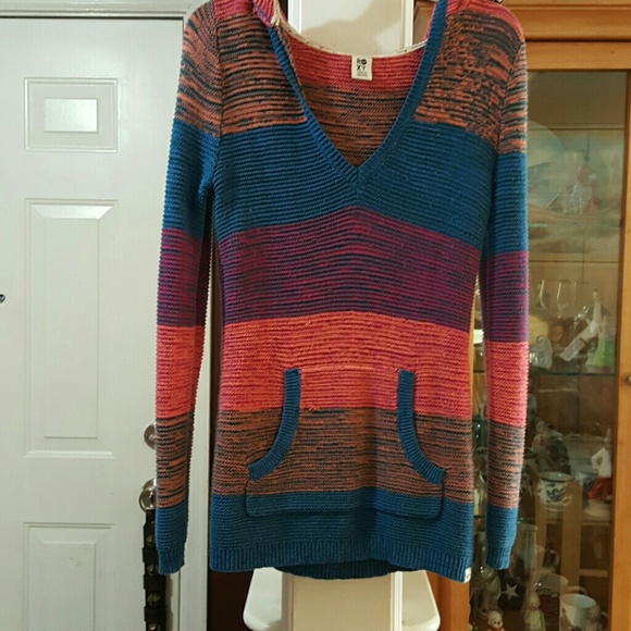 Roxy sweater