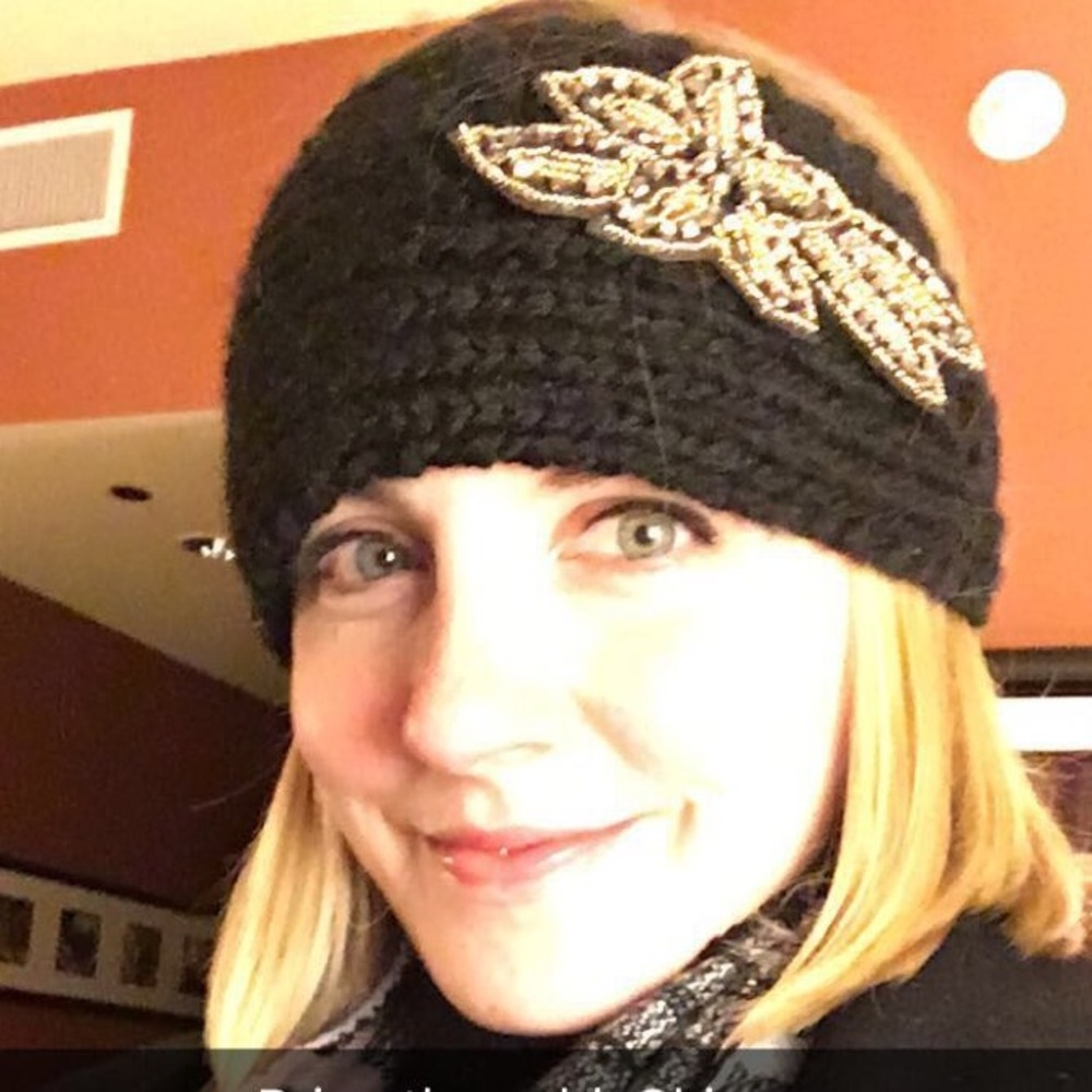 Meet your Posher, Whitney r.