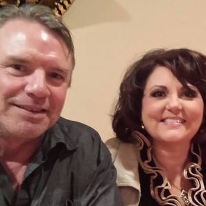 Meet your Posher, Lorie