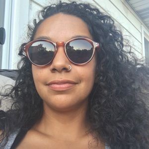 Meet your Posher, Tarah