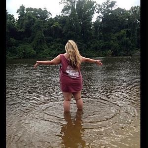 Meet your Posher, Claire