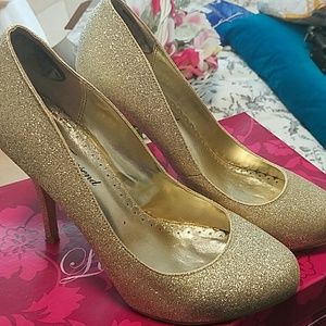 Glittery Gold heels