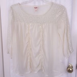 Cream polyester blouse