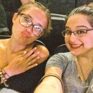 Meet your Posher, Christine