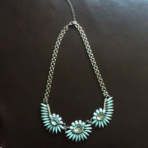 Bar III mint colored necklace