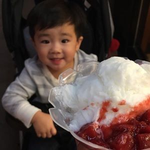 Meet your Posher, Iris