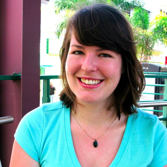 Meet your Posher, Emily - Picture 1 of 1
