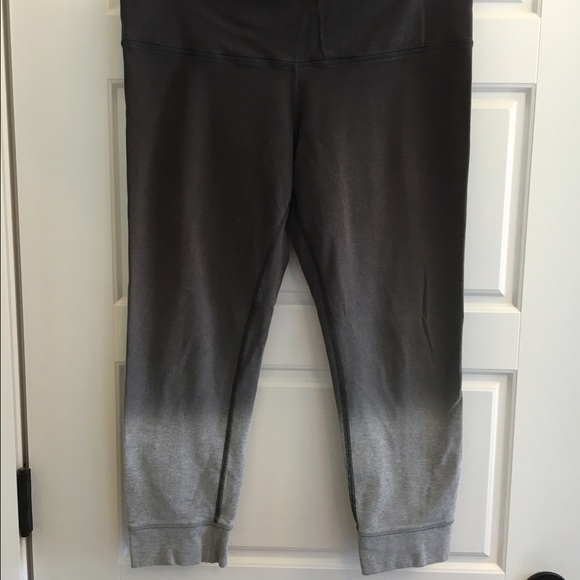 Lululemon ombré crops