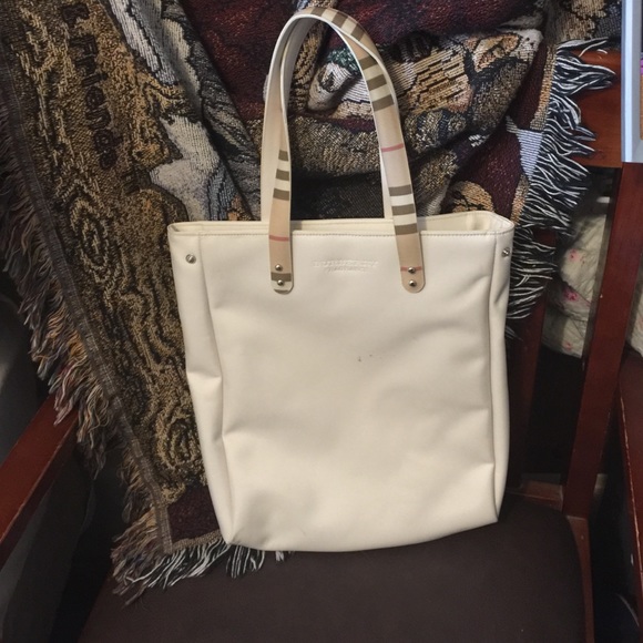 Tote - Picture 1 of 2
