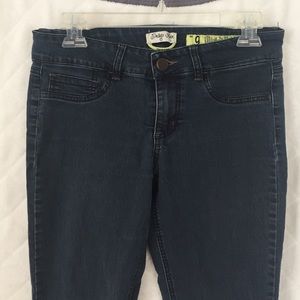 Dark wash denim skinny jeans