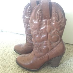 cowgirl boots