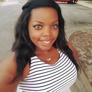 Meet your Posher, Dequetta